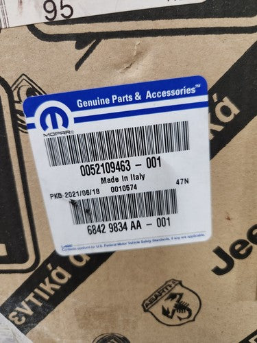 15-19 JEEP RENEGADE SPORT & LATITUDE REAR RIGHT TAILLIGHT LAMP NEW MOPAR GENUINE