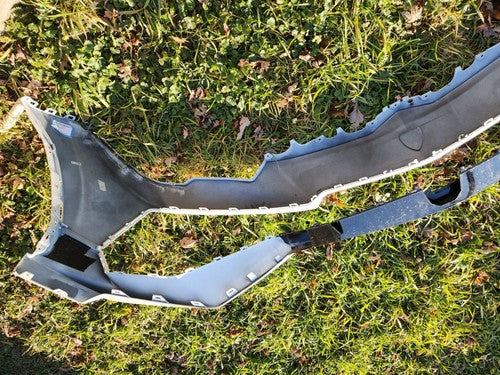 2018 2019 2020 2021 LAMBORGHINI URUS FRONT BUMPER COVER WHITE OEM USED SPORT