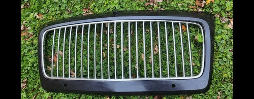 BROKEN 2020-2023 BENTLEY FLYING SPUR FRONT RADIATOR GRILL TRIM OEM 3SE853667