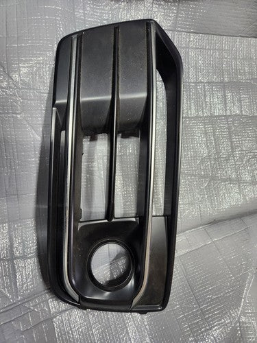 80A80768 Audi Q5 w/o S-line 2018 2019 Front Bumper Cover LH Fog Light Grille OEM