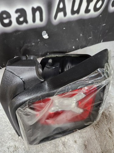 15-19 JEEP RENEGADE SPORT & LATITUDE REAR RIGHT TAILLIGHT LAMP NEW MOPAR GENUINE