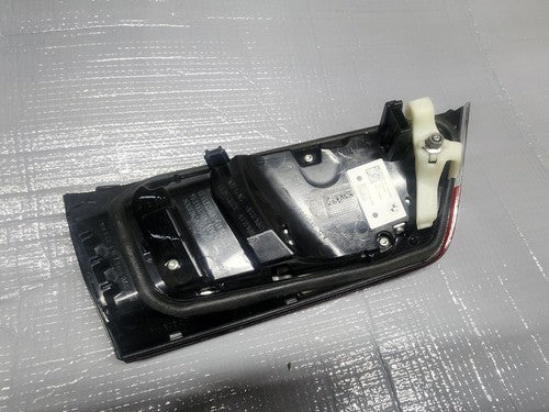 2019 2020 2021 BMW G20 RIGHT TAIL INNER TRUNK LIGHT OEM H8749509008