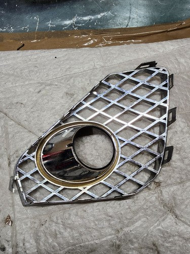 20-22 Bentley Continental GT Left Front Outer Bumper Grille 3SD807683A OEM