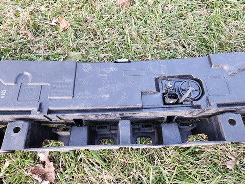 2021 22 23 RIVIAN R1T R1S FRONT CENTER HEADLIGHT LED LAMP INNER MIDDLE BAR OEM