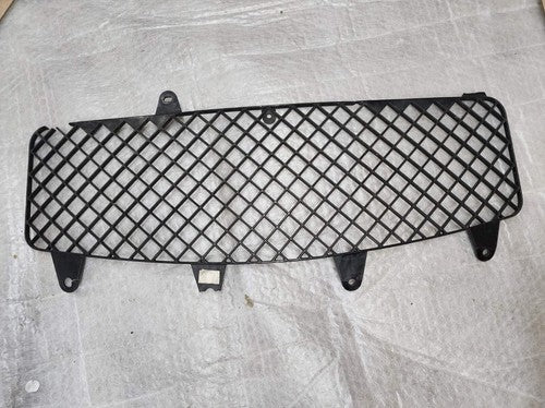 2014 2015 2016 2017 Maserati Ghibli Front Bumper Grille Duct Trim Oem 670006937