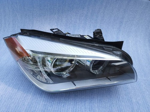 BMW E84 X1 RIGHT PASSENGER SIDE BI XENON ADAPTIVE HEADLIGHT ASSEMBLY OEM 7290256
