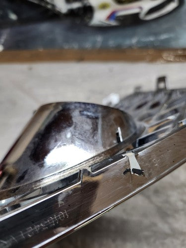 20-22 Bentley Continental GT Left Front Outer Bumper Grille 3SD807683A OEM