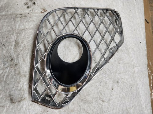 20-22 Bentley Continental GT Left Front Outer Bumper Grille 3SD807683A OEM