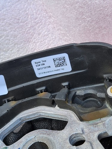 NEW Volvo XC40 Steering Wheel, 3 Spoke - 32366941 OEM 