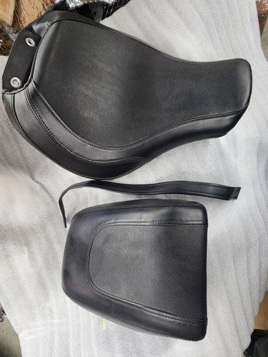 Harley-Davidson Two Up Seat BLACK Fatboy OEM seat for '18-'21 Dealer Take Off