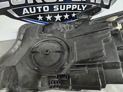 2016 - 2023 MERCEDES METRIS W447 RIGHT RH HALOGEN HEADLIGHT A4479068200 OEM