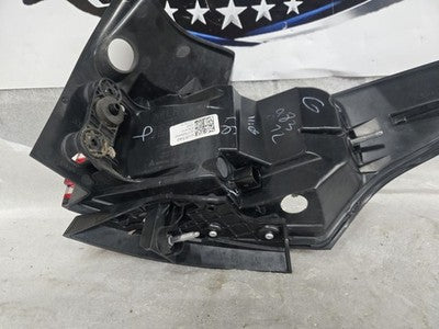2022-2023 Chevrolet Traverse Left Driver Taillight 86785340 Quarter Mounted OEM