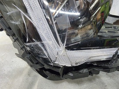 2024 2025 2026 Kia Ev9 Headlight Right RH Passenger OEM LED 92102-D0120 *Cracked