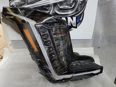 2024 2025 2026 Kia Ev9 Headlight Right RH Passenger OEM LED 92102-D0120 *Cracked