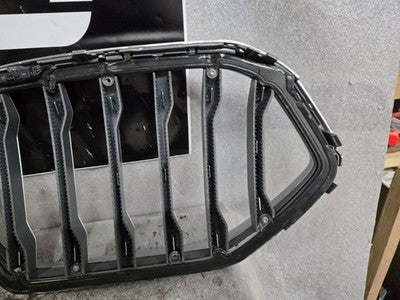 23 24 25 26 BMW X6 G06 GRILLE OEM FRONT CENTER GRILL CAMERA LED Illuminated 