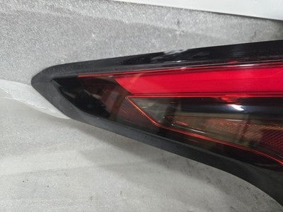 2022-2023 Chevrolet Traverse Left Driver Taillight 86785340 Quarter Mounted OEM