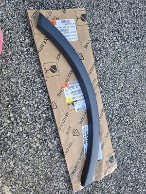 NEW VW Group COVER AUDI Q7 OEM  4M0853818H GRU Genuine 2020-2025