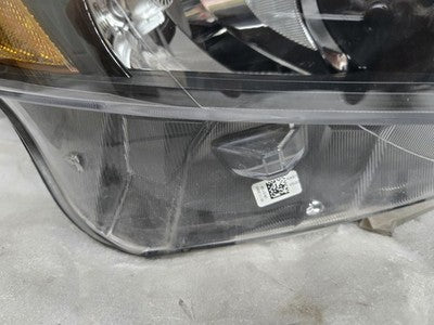 2016 - 2023 MERCEDES METRIS W447 RIGHT RH HALOGEN HEADLIGHT A4479068200 OEM