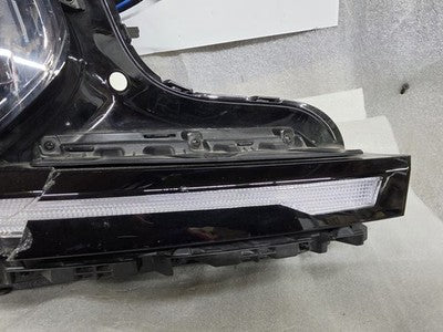 2024 2025 2026 Kia Ev9 Headlight Right RH Passenger OEM LED 92102-D0120 *Cracked