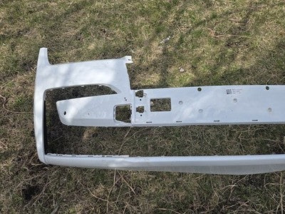 2021 2022  Rolls-Royce Ghost Front Bumper Cover OEM 51117495503 NICE White 