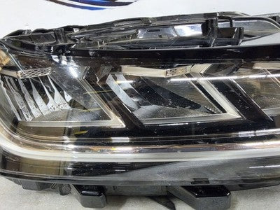 2025-2026 Volkswagen Jetta Right RH Side Reflector LED Headlight OEM 17A941060