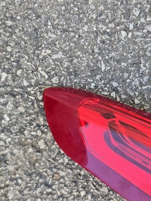 2017-2019 Cadillac XT5 LED Tail Light Left Driver Side 84245000 OEM