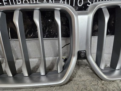 23 24 25 26 BMW X6 G06 GRILLE OEM FRONT CENTER GRILL CAMERA LED Illuminated 