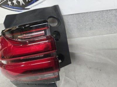 2022-2023 Chevrolet Traverse Left Driver Taillight 86785340 Quarter Mounted OEM