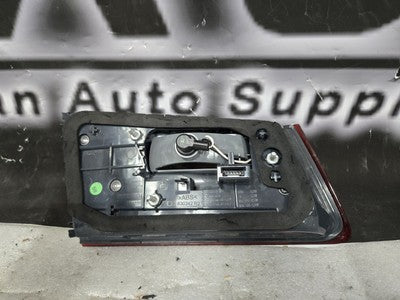 2017-2020 BMW 530I G30 REAR RIGHT SIDE INNER LED TAILLIGHT LAMP OEM 63217376476