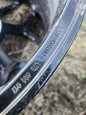 22 LAMBORGHINI REVUELTO Factory  OEM REAR WHEEL RIM 47B601017R 47B601017 BLACK