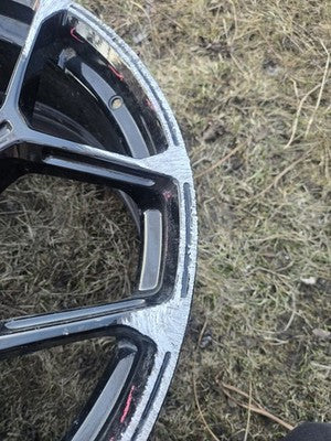 22 LAMBORGHINI REVUELTO Factory  OEM REAR WHEEL RIM 47B601017R 47B601017 BLACK