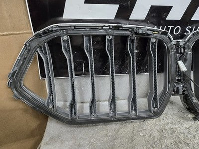 23 24 25 26 BMW X6 G06 GRILLE OEM FRONT CENTER GRILL CAMERA LED Illuminated 