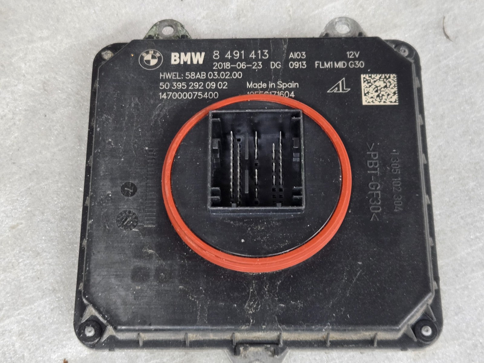 2017 - 2020 BMW 540I G30 FRONT HEADLAMP BALLAST CONTROL MODULE OEM 63118491413