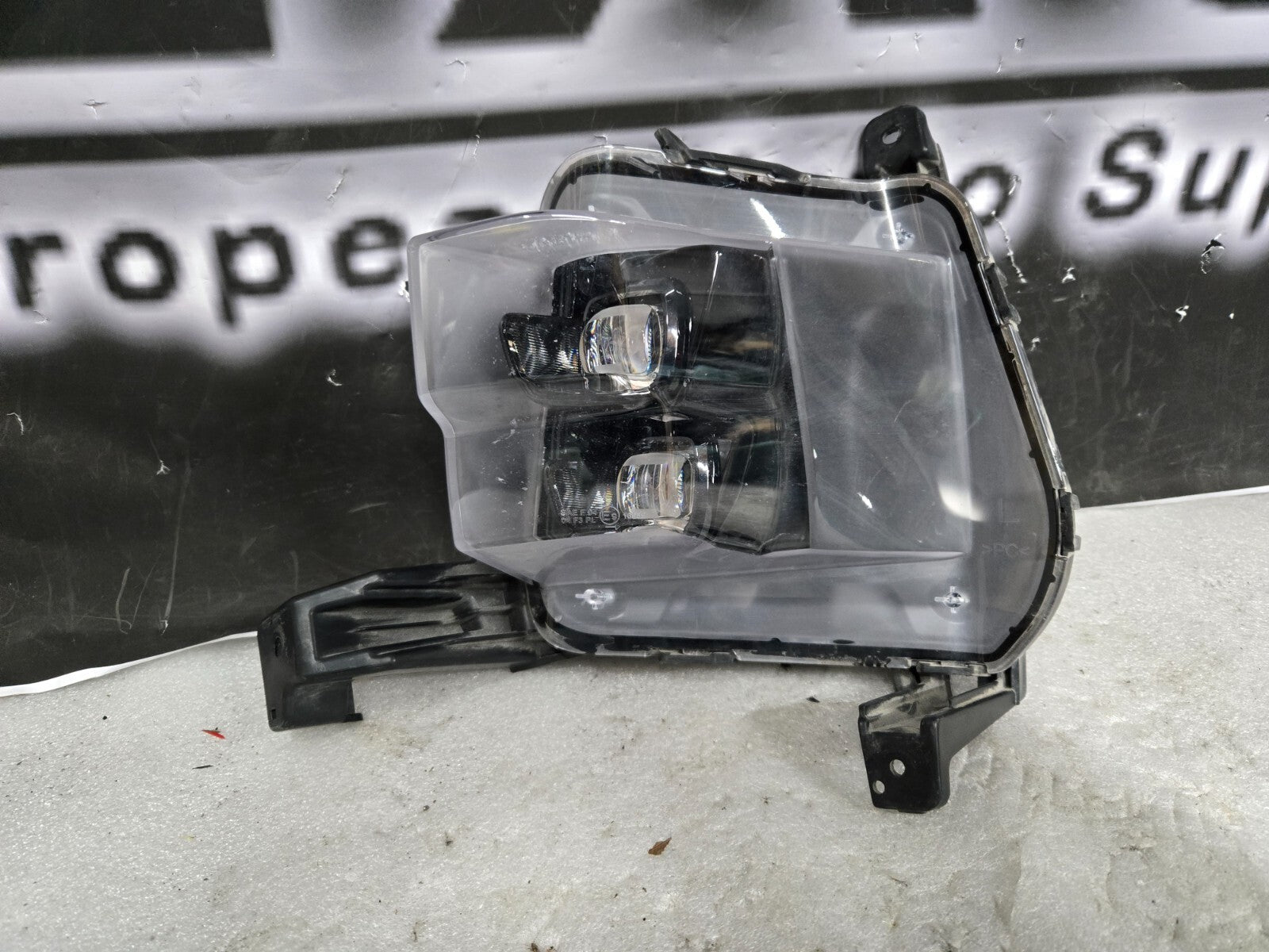 2021 2022 2023 KIA K5 LEFT FOG LIGHT LAMP DRIVER SIDE LED 92201-L2100 OEM