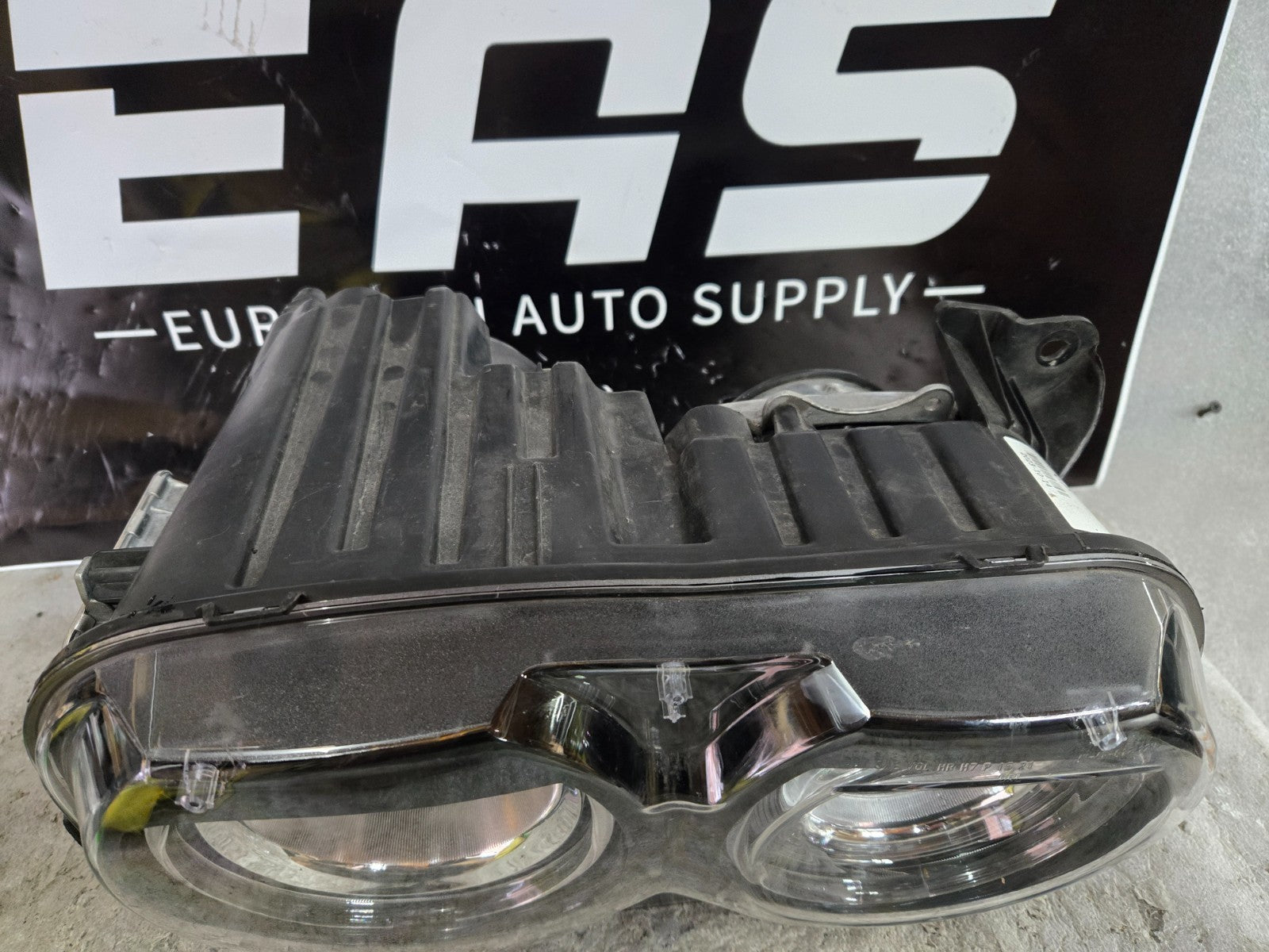 2015-2023 Dodge Challenger Headlight HID Xenon LED AFTERMARKET Passenger RH Side
