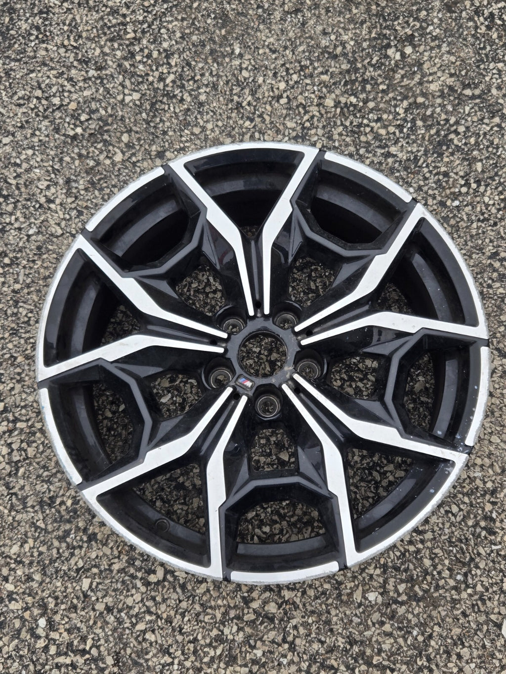 2023 - 2024 BMW X4 G02 OEM 19X7.5 M SERIES WHEEL RIM 7916263 *GOUGED/SCRAPED OEM