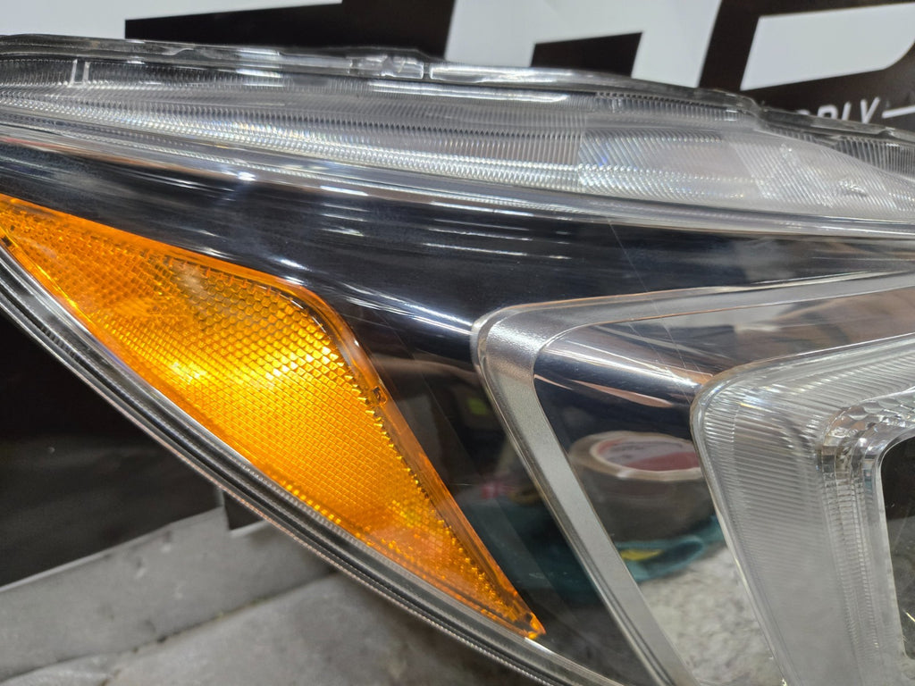 2018-2019 Subaru Legacy Outback Halogen W/LED Headlight Right RH Passenger OEM