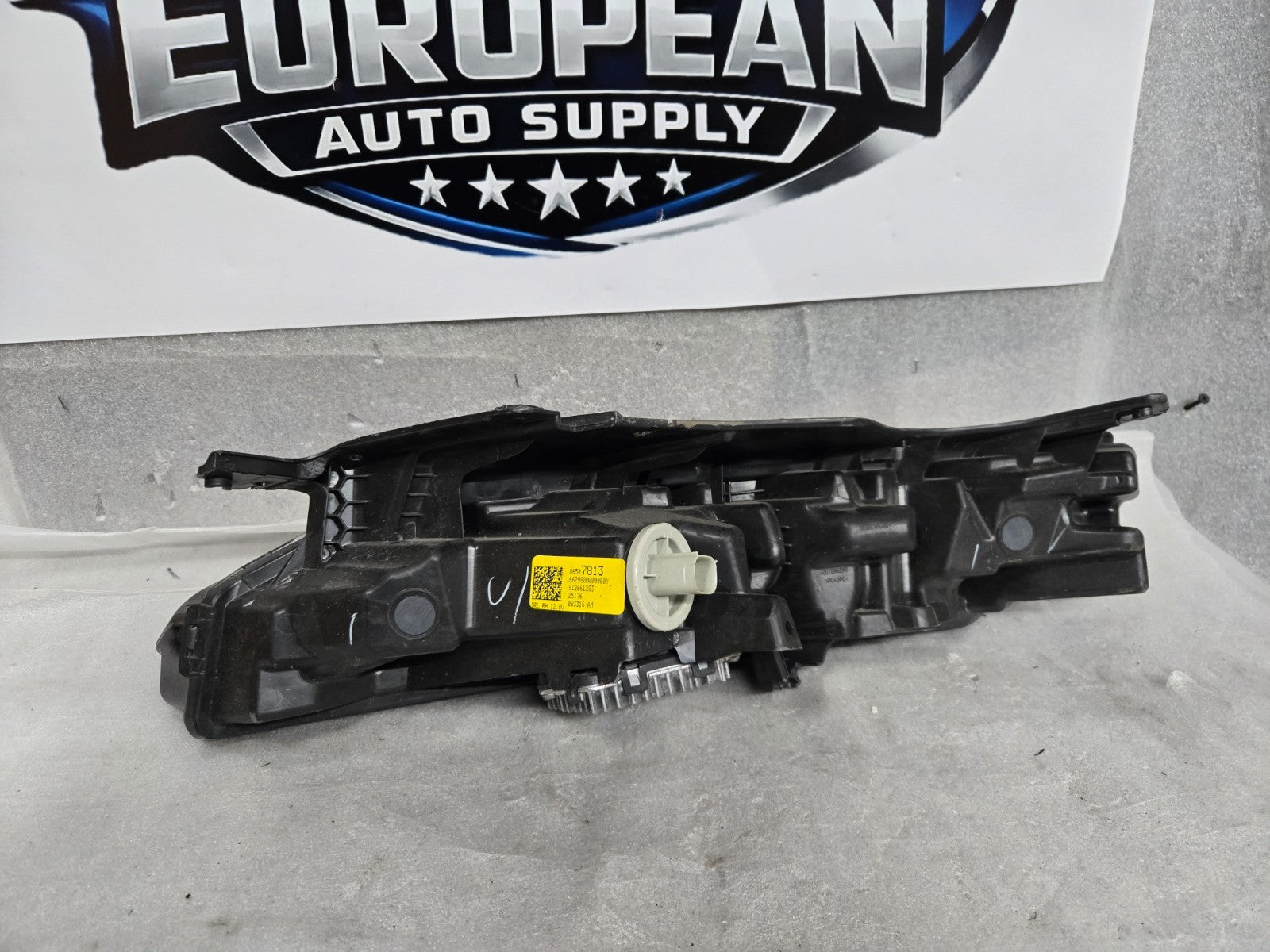 2023-2024 CHEVROLET BLAZER RIGHT PASSENGER SIDE LED DRL OEM 86507813