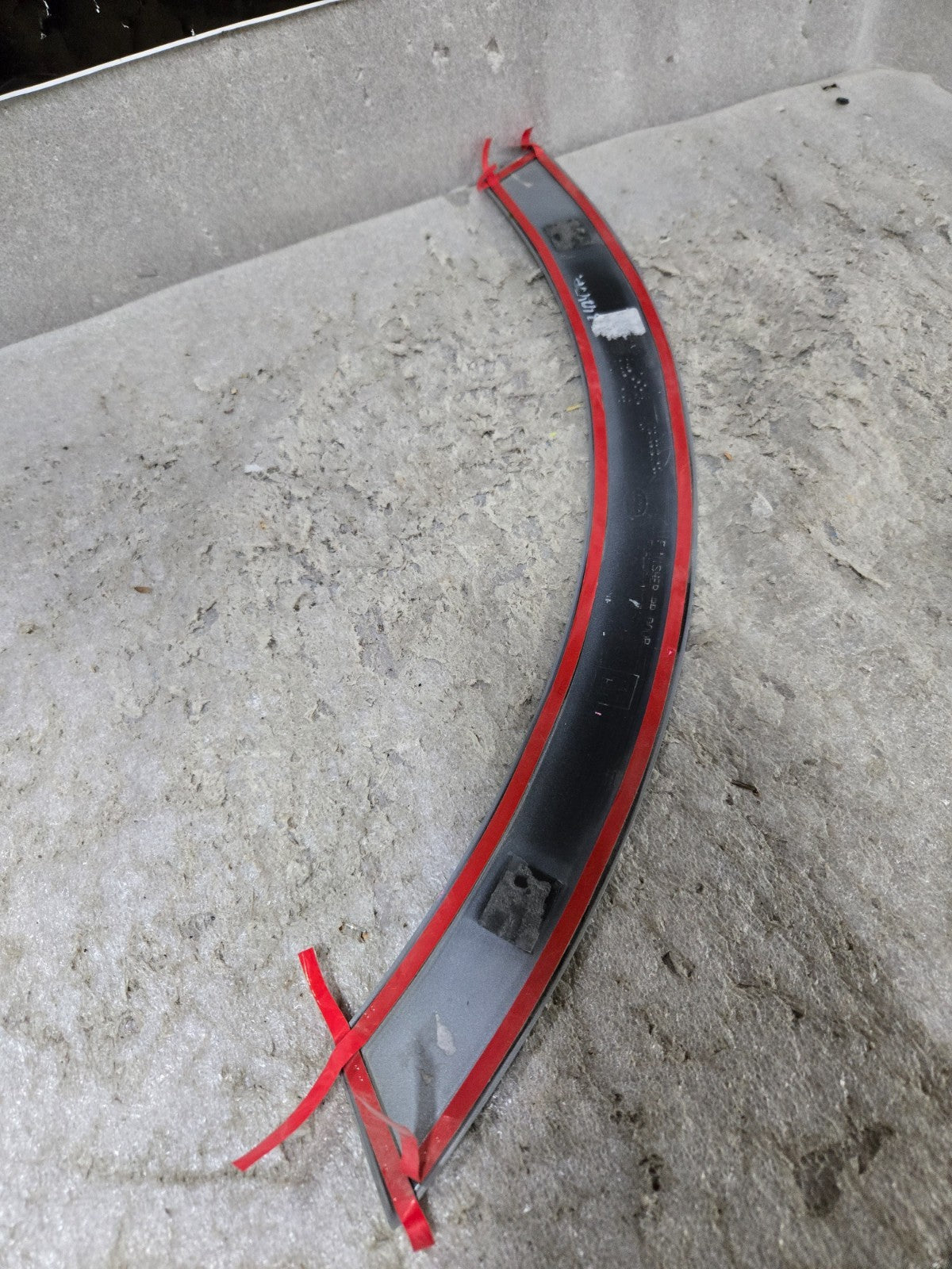 2014 - 2017 Range Rover Sport Rear Right Passenger Side Wheel Arch Trim OEM