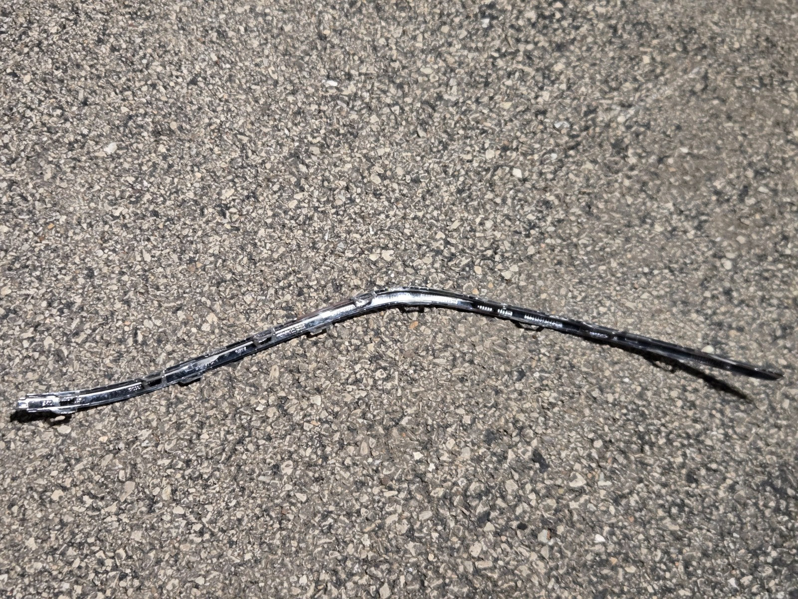Genuine Mercedes-Benz Bumper Trim A1678851710 LH OEM