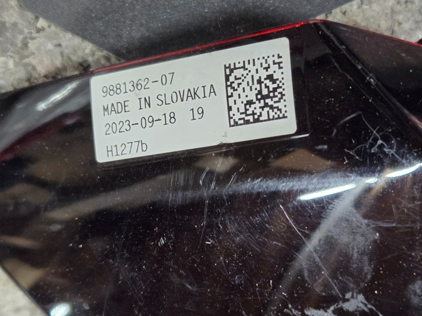 2023-2025 BMW G07 X7 Rear Right RH Passenger Trunk LED Tail Light OEM 9881362