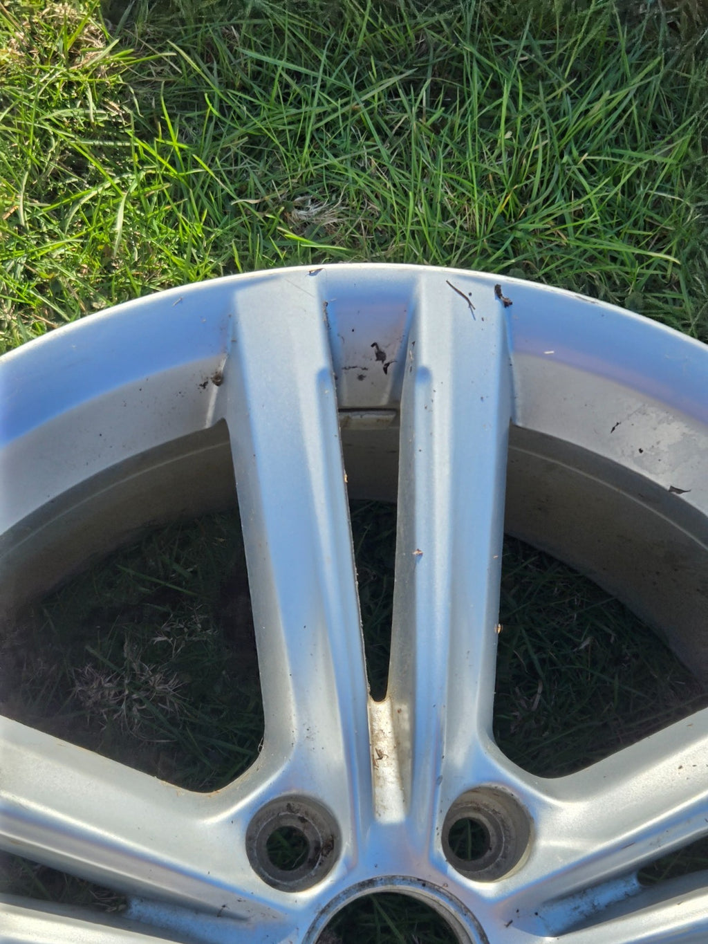 2012 - 2015 Volkswagen VW Passat Wheel Rim 18" 561601025C OEM