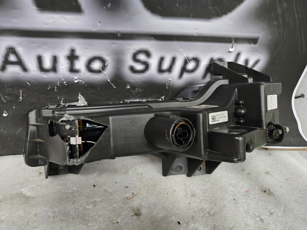 *Damaged* Tesla Model Y Front Right Side Fog Light Lamp 2020 2021 2022 2023 OEM