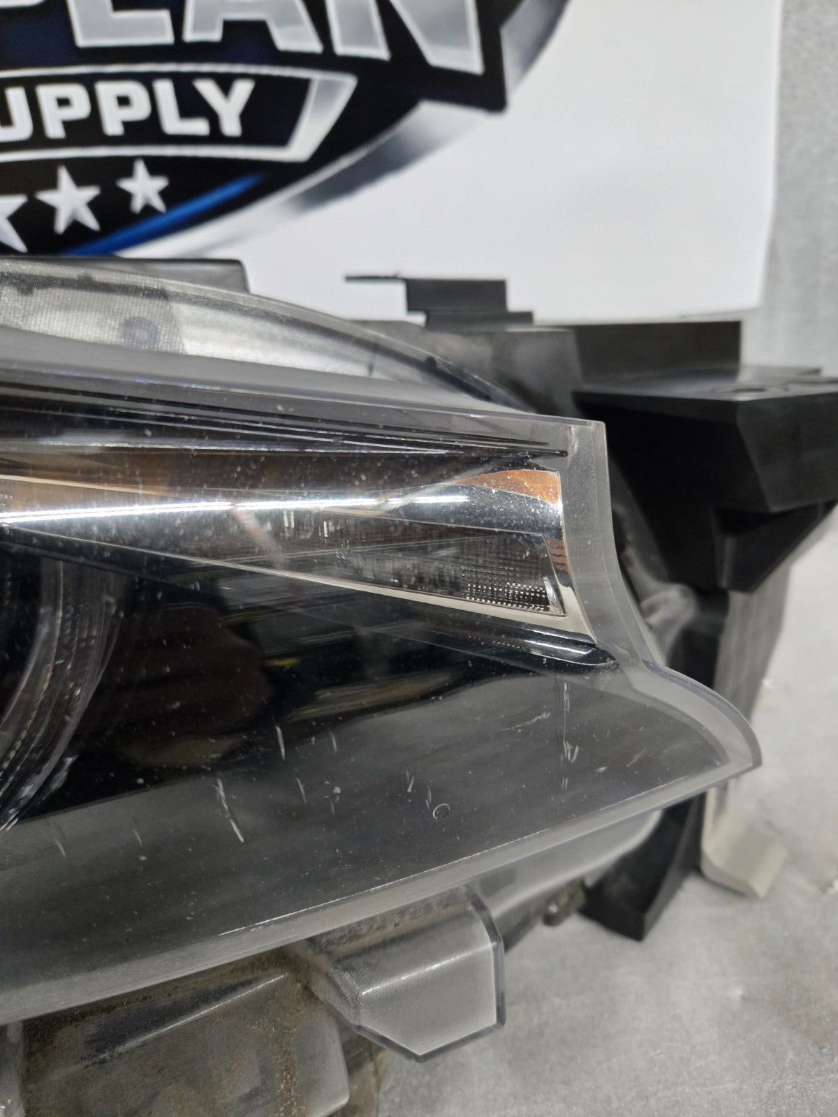 2016 - 2023 Mazda Cx9 Right RH Passenger LED Headlight W Adaptive OEM TK50-51030