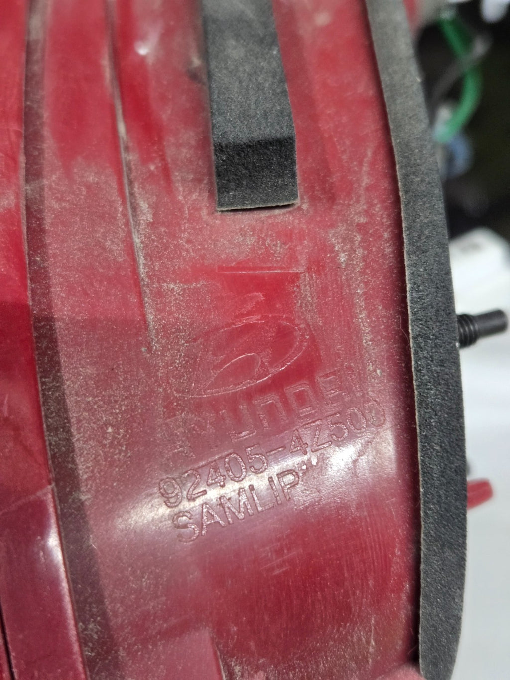 2017-2018 Hyundai Santa Fe Left LH Driver Side Inner Halogen Tail Light OEM