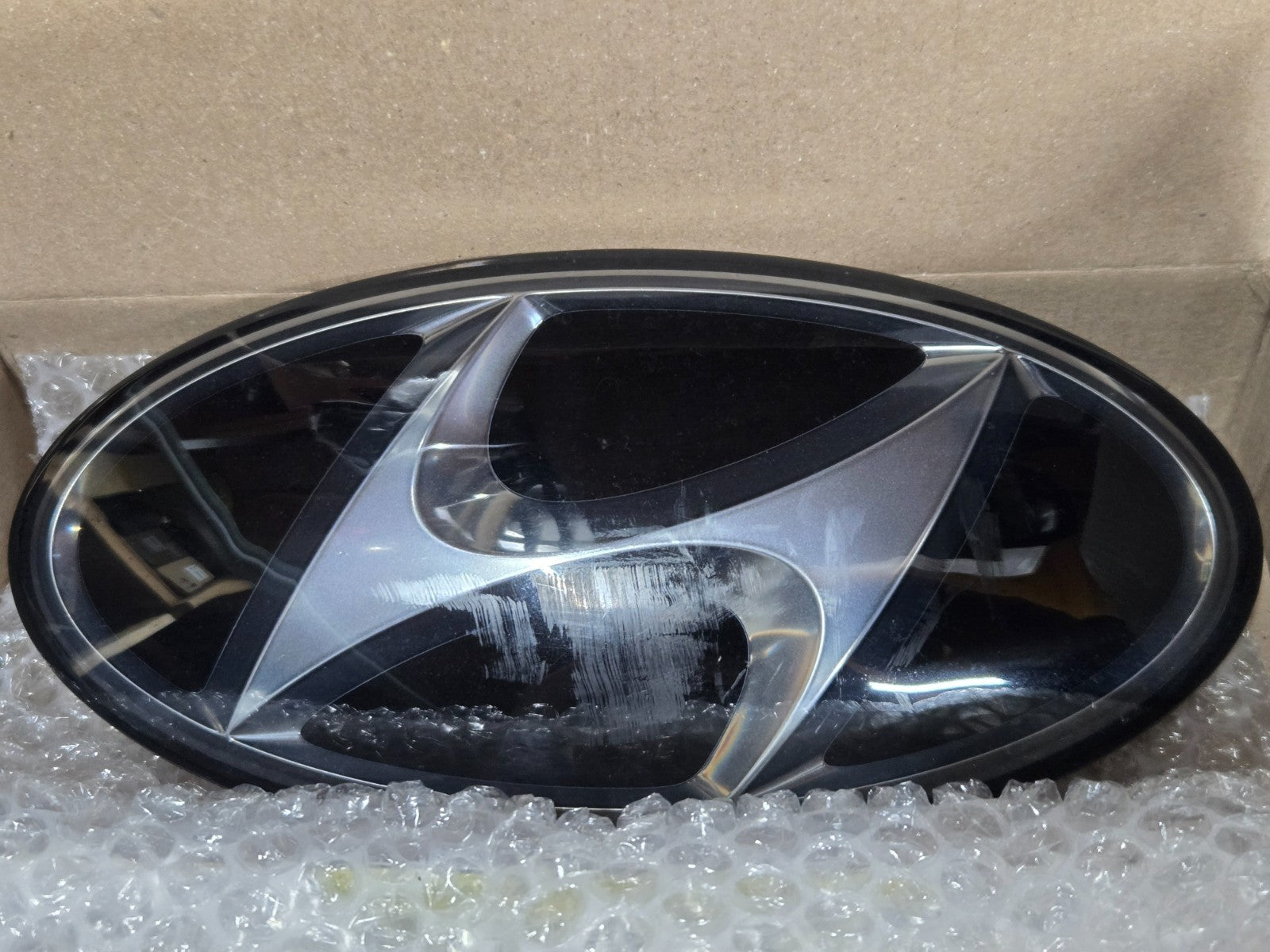 2018 2019 Hyundai Sonata Front Bumper Grille SCC Emblem OEM 86355-G8000