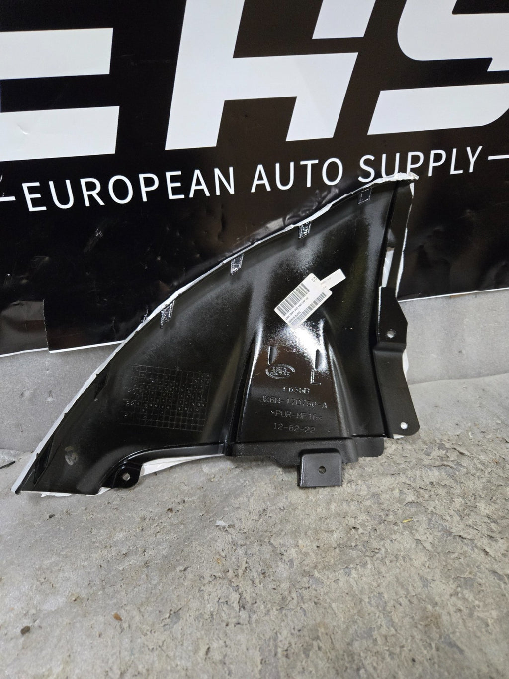 2018 2019 2020 Land Rover Range SVR Sport LEFT Bumper Insert OEM JK6M-17D750-A