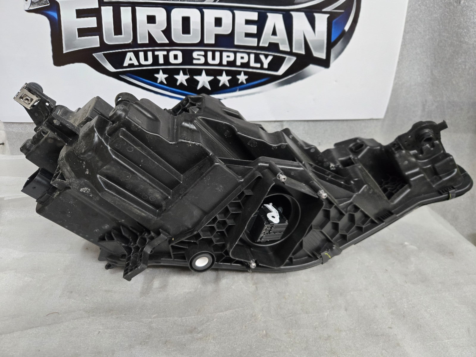 2025-2026 Audi Q5 SQ5 Left LH Driver Non-Matrix LED Headlight OEM 8MA941033F