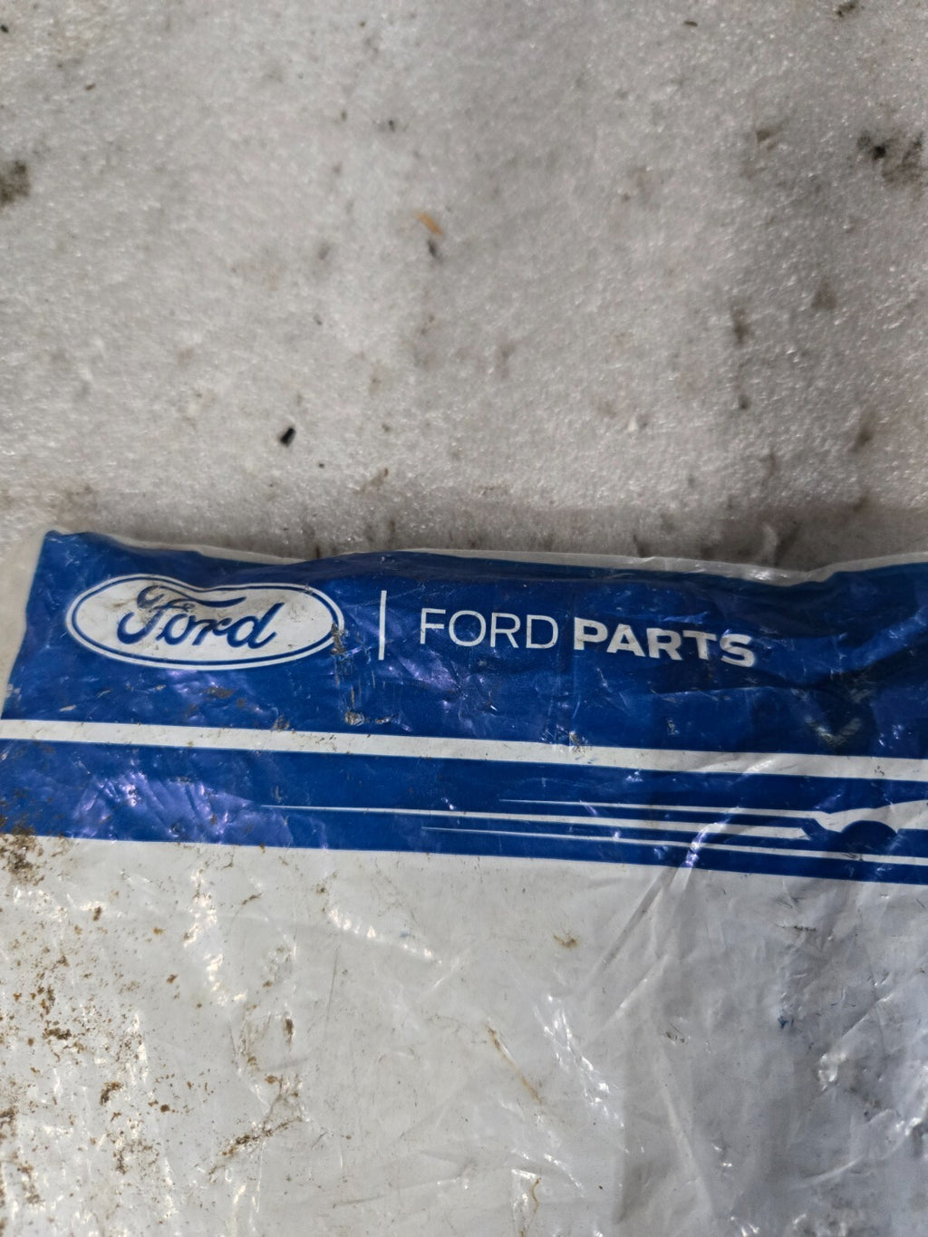2004 2005 2006 2007 2008 Ford F-150 XLT 5.4 Triton Fender Emblem Chrome OEM