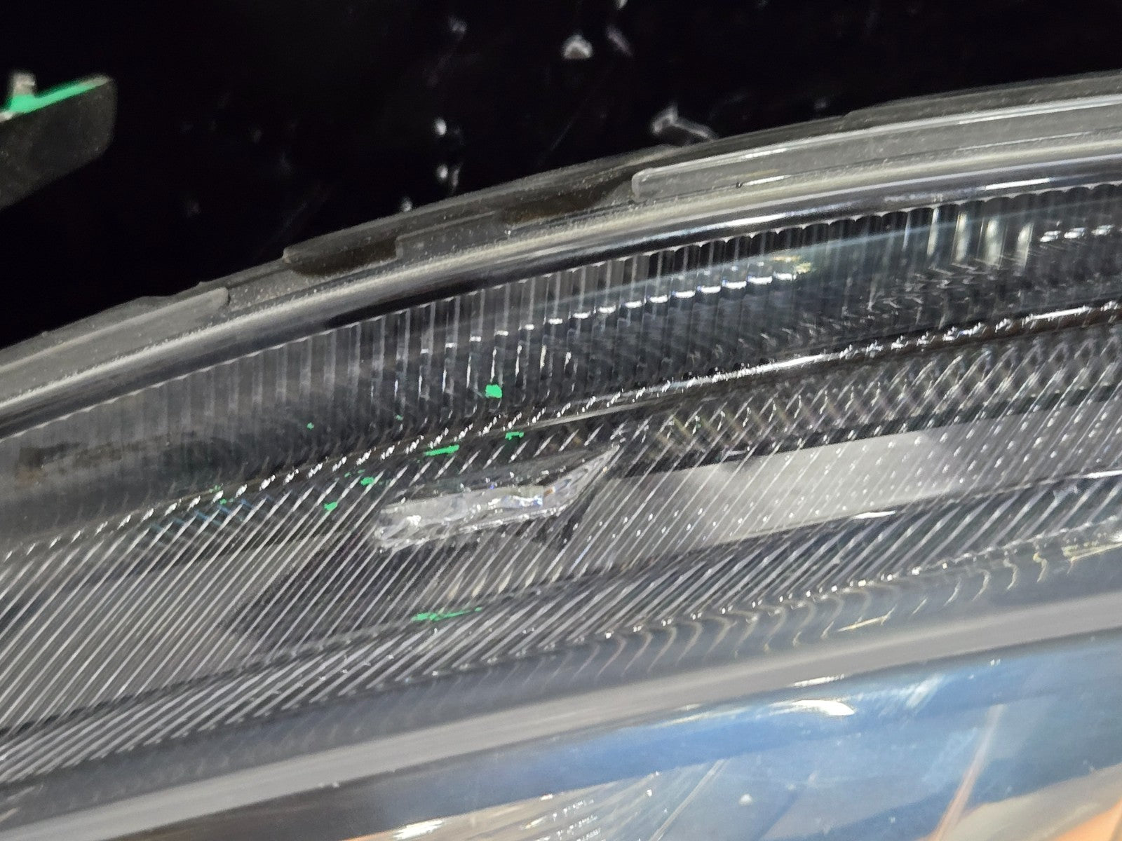 2017-2020 CHRYSLER PACIFICA HEADLIGHT OEM LEFT DRIVER SIDE HID XENON 68228949AF